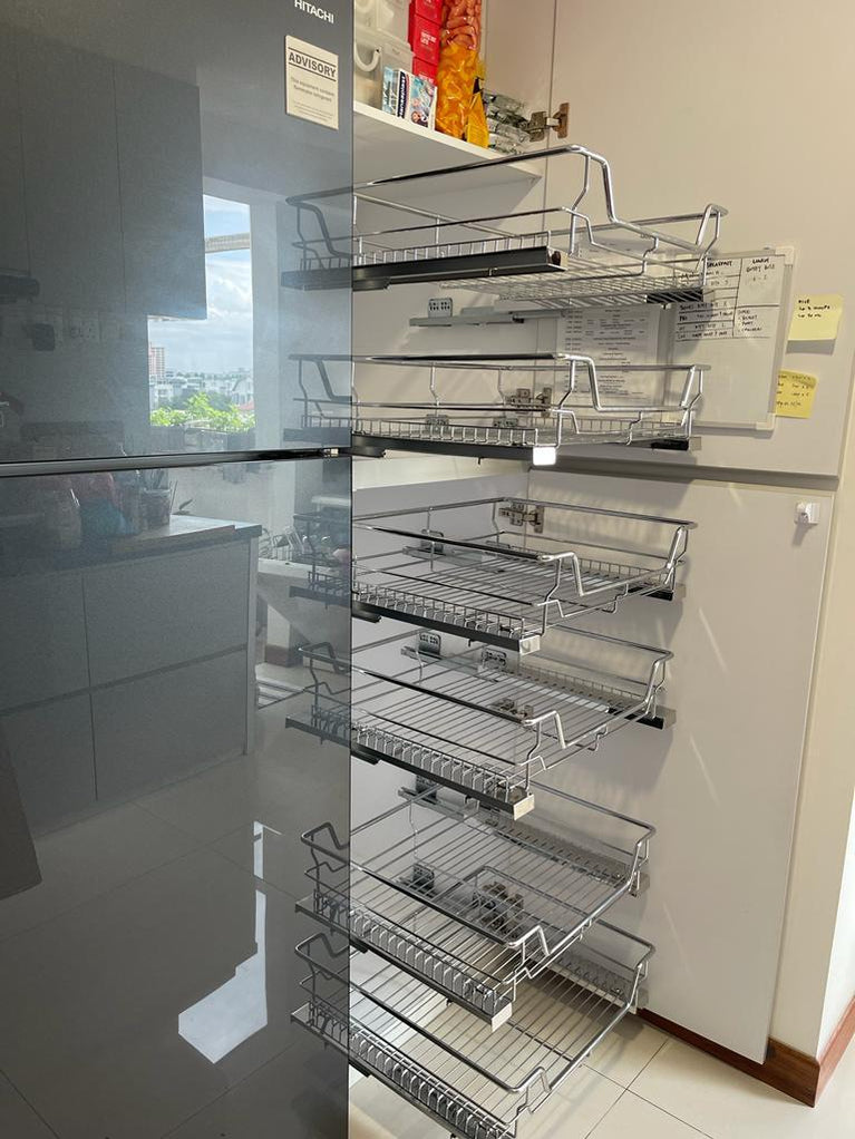 EXCEL Damiam SoftClosing Pull Out Wire Basket — Excel Hardware