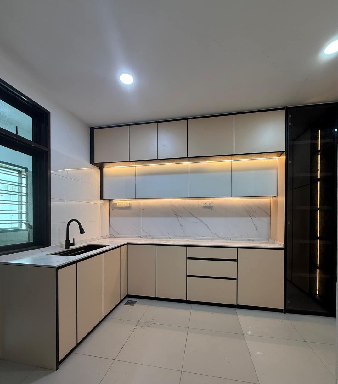 Compact Aluminum Kitchen Cabinet - Premium Package